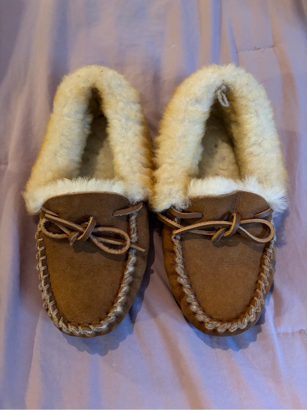 L.L. Bean Wicked Good Moccasin Laced Brown Sherpa Lined Slippers Women’s Size 5